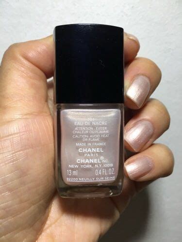 buy chanel eau de nacre le vernis|chanel le vernis longwear.